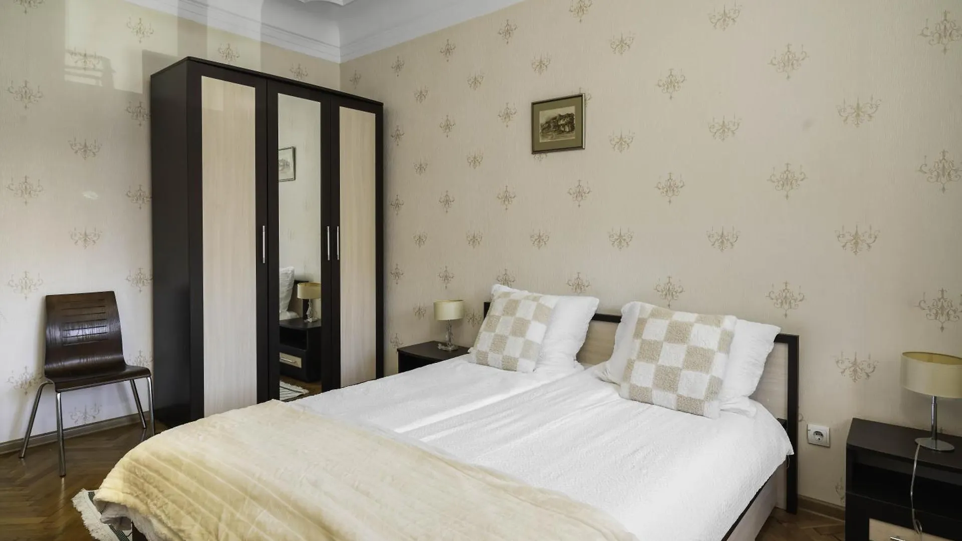 Aristocratic 2 Bedroom Flat Next To Ndk Sofie 0*,  Bulharsko